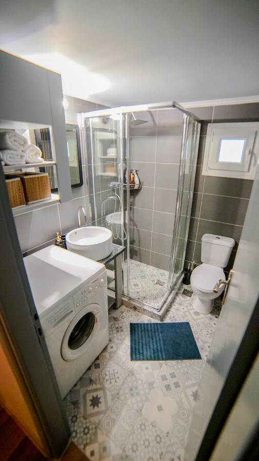 D16 Athens Apartment - 5' Mins To Petralona Metro Atenas Exterior foto