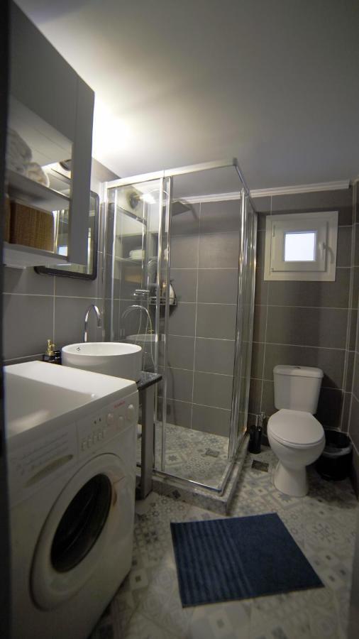 D16 Athens Apartment - 5' Mins To Petralona Metro Atenas Exterior foto